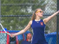 Walpole girls tennis drops to Wellesley