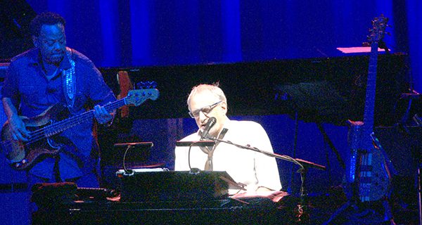 Steely Dan and Winwood turn heads