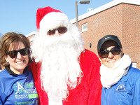 Medfield sprints into holiday season