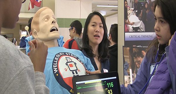 Wellesley STEM Expo a smashing success