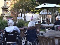 Briarwood hosts ‘Music Under the Stars’