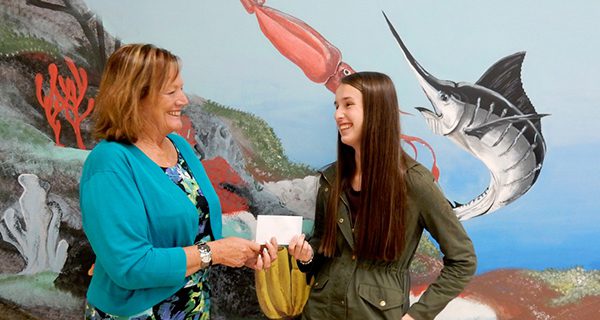 Norwood Evening Garden Club awards scholarship