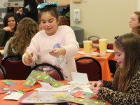 Community spreads ‘Messages of Hope’