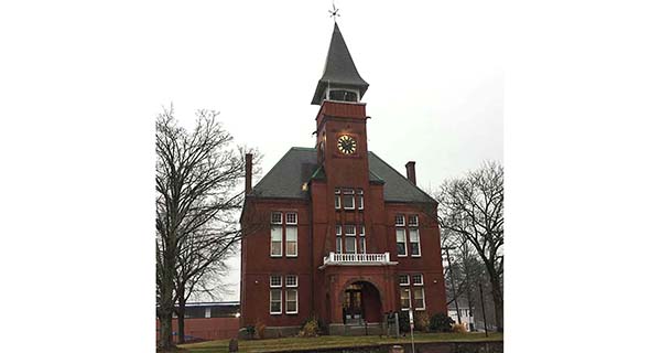 Historical Society looking at Town Hall