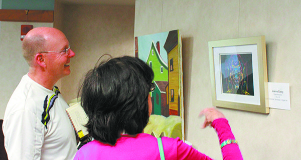 Senior artists wow community at library