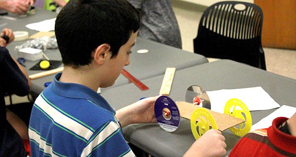 Aggie, 4-H host model car workshop
