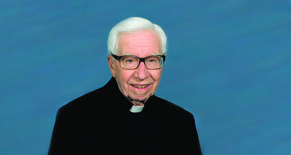Annual dinner to honor Fr. Connelly