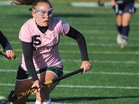 Mustangs outlast Wolverine field hockey
