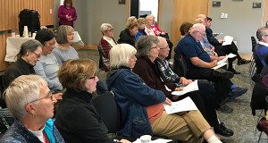 Westwood residents show up to the Library to listen to Photojournalist Barry Pell describe his experience in India.
