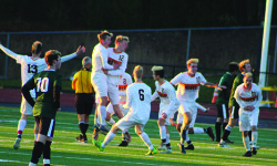 Murray, Rebels outlast Lyons, Wolverines