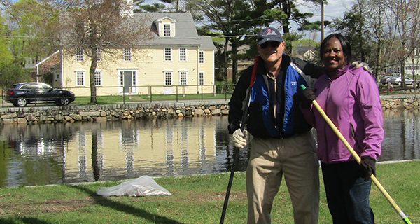 Community groups clean up Medfield