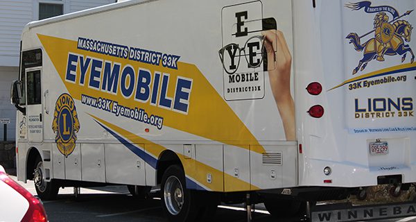 Eyemobile tests seniors at Pilgrim Hall