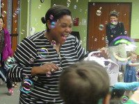 Playgroup experiments with bubbles