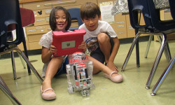 Droid-making workshop electrifies library