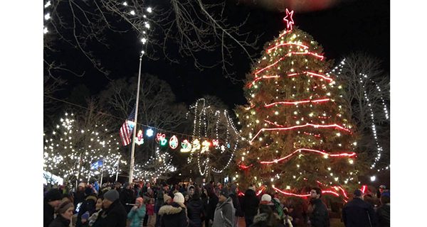 Tree lighting and holiday parade coming