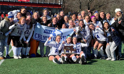 Raider field hockey wins state
