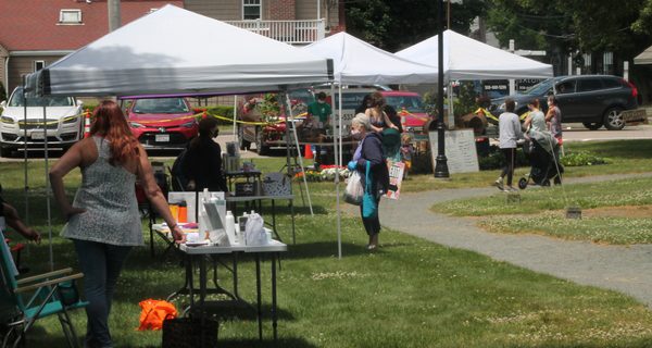 Farmer’s market opens with new protocols