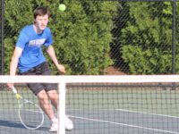 DS tennis streaks past Norwood