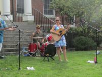 Stacey Peasley Band serenades Dover