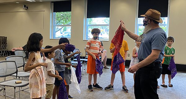 Kids make magic at library