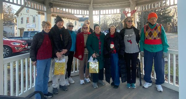 <strong>Seniors hit trail for seasonal stroll</strong>