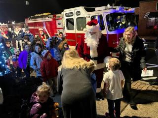 Needhamites celebrate annual Blue Tree Lighting 