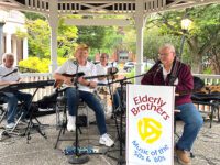 Rain or shine, MEMO rocks on