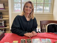 Teens explore the tarot at NFPL